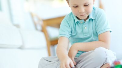 「“おとなしい子”」は“穏やか”なのではなく、“常に自分を抑えている神経状態”かもしれない？