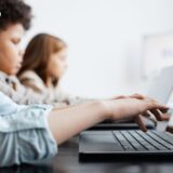 「プログラミングが得意な子」は、“感覚過敏”や“空間の強さ”を武器にしている？