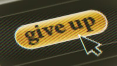 「“何でもすぐ諦める子”」は“根性がない”のではなく、“脳がエラーを怖がって動けない”のかもしれない？