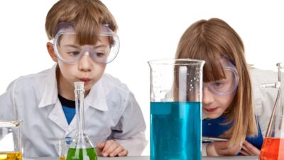 “実験をやりたがらない子”は、理科が嫌いなんじゃなく“準備の意味”が伝わってないだけ？