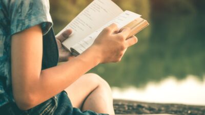 “英語が読めない子”は、音読が苦手なんじゃなく、“黙読で意味を作る回路”がまだ育ってないだけかも？